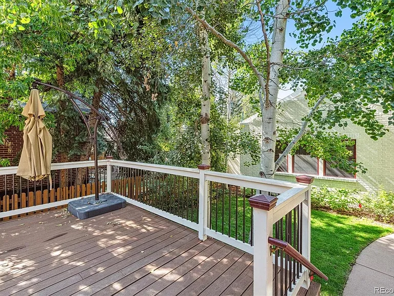 2327 S Columbine St — Photo 23