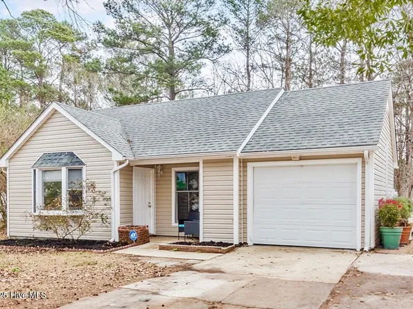 111 Tiffany Place, Jacksonville, NC 28546