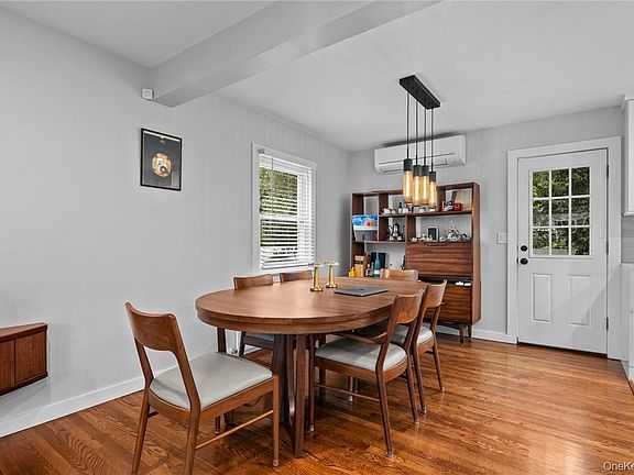 5th image of 60 Longview Drive