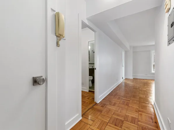 105 Ashland Place image 22 of 23