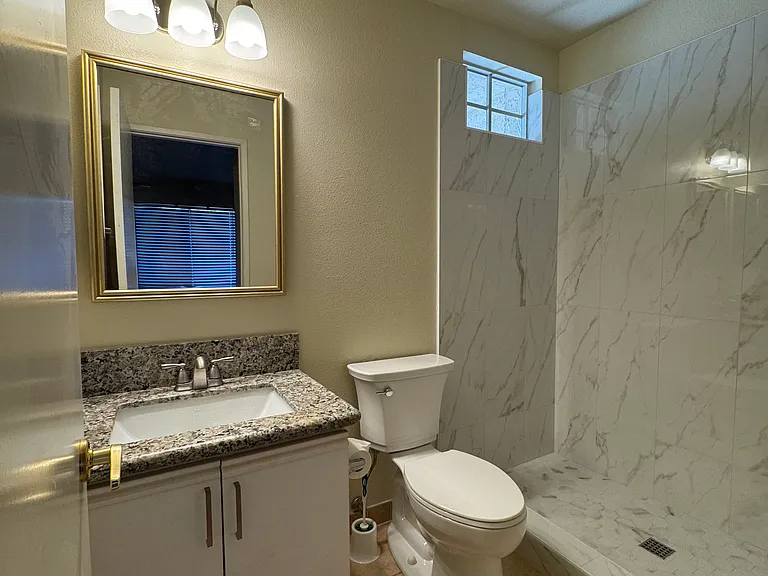 9447 Questa Pointe — Photo 16