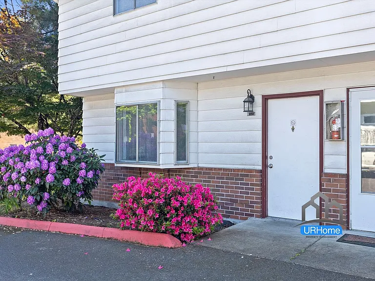2605 SE 119th Ave — Photo 2