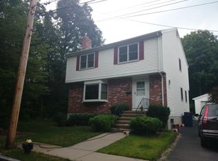 71 Stearns Rd, West Roxbury, MA 02132