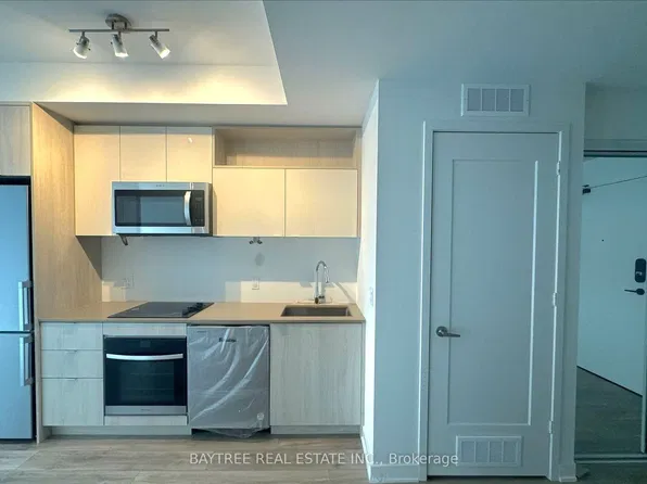 70 Princess St, Toronto, ON
