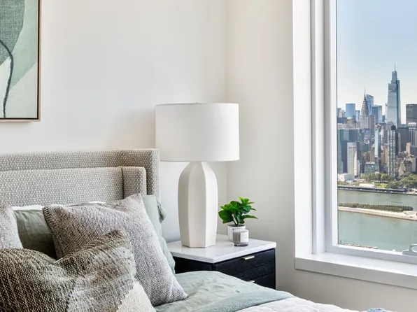 23-15 44th Road image 6 of 22