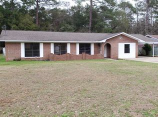 7 Magnolia Dr, Daleville, AL 36322