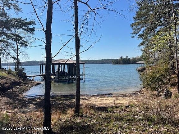 2nd image of Woodland Rd