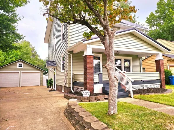 317 Lincoln Ave, Louisville, OH 44641