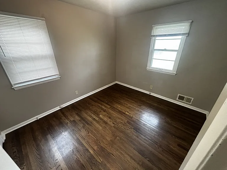 1713 Cole Creek Dr — Photo 6
