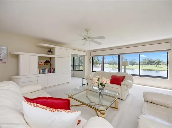 622 Wildwood LN, NAPLES, FL 34105