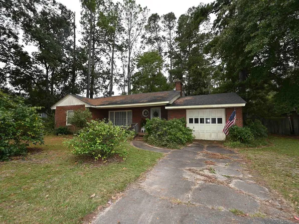 610 Sandy Bluff Rd., Mullins, SC 29574