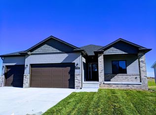 6310 N 15th St, Lincoln, NE 68521