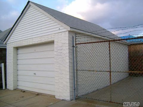 2nd image of 13056 Lefferts Blvd