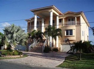 755 123rd Ave, Treasure Island, FL 33706