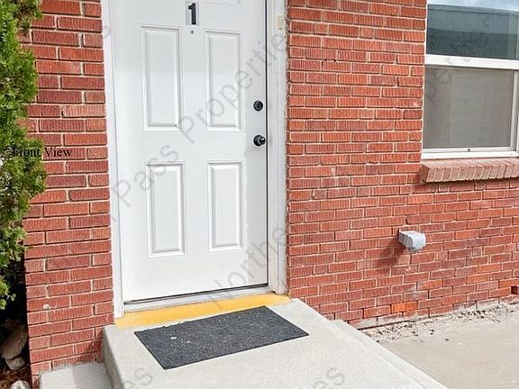 2nd image of 2866 Grant Ave #1