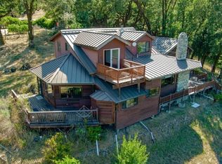 3830 Thomas Rd, Myers Flat, CA 95554