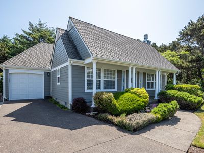 6015 SW Arbor Dr, South Beach, OR, 97366