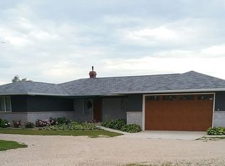 79 Iron Mine Dr NW, Waukon, IA 52172