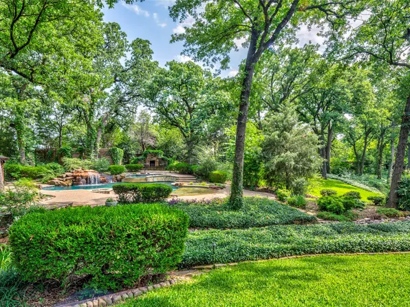 3905 Rothschild Dr, Flower Mound, TX 75022