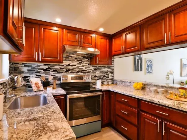 142 Castro St, San Leandro, CA 94577