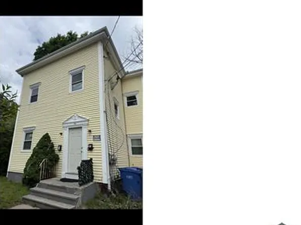 146 Crown St #1, Meriden, CT 06450