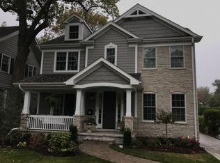 561 Orchard Ln, Winnetka, IL 60093