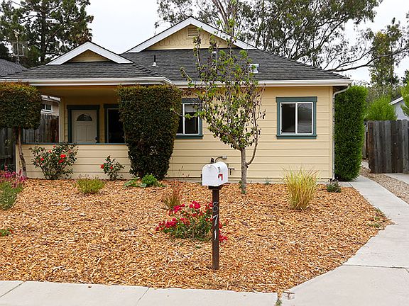 2nd image of 871 El Capitan Way