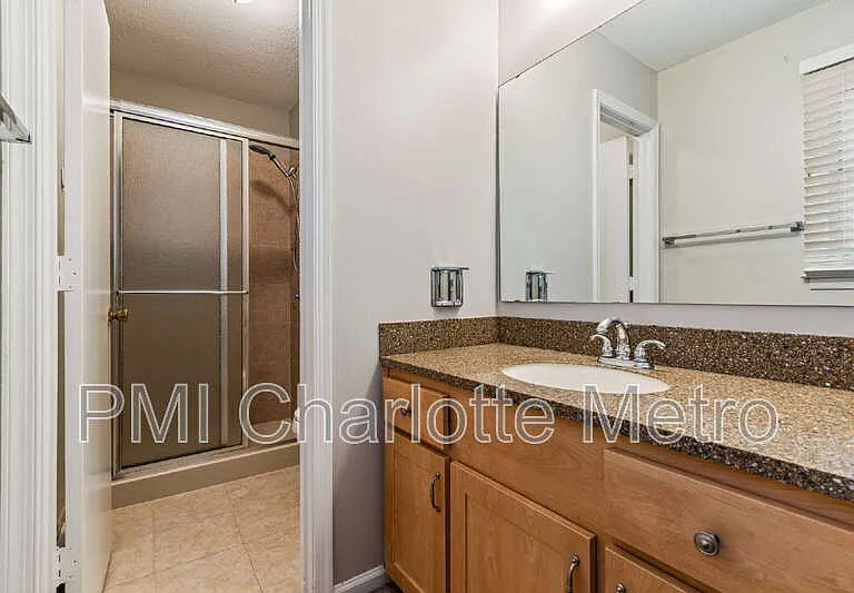 8615 Beechbrooke Rd — Photo 15