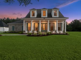 619 Deason Dr, Picayune, MS 39466