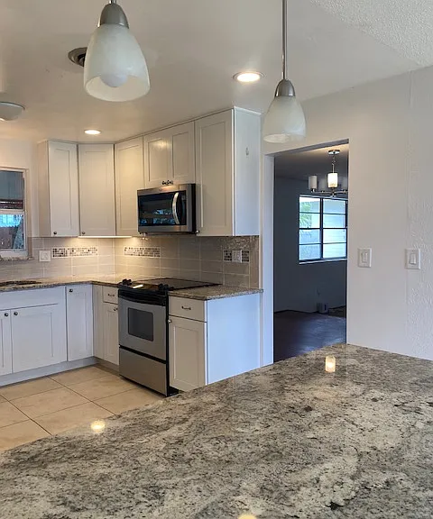 165 Ormwood Dr — Photo 2