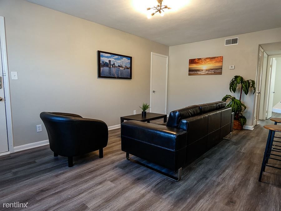 staged Noco suite -15