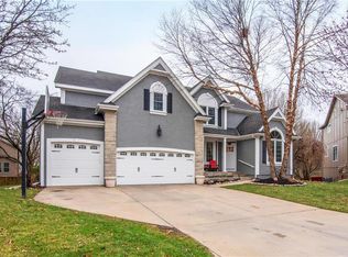 7221 Mullen St, Shawnee, KS 66216