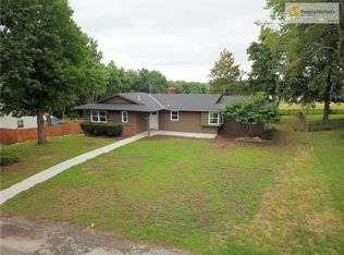 17305 E 28th Ter S, Independence, MO 64057