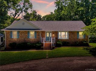 1024 Taylor Ln, Colonial Heights, VA 23834