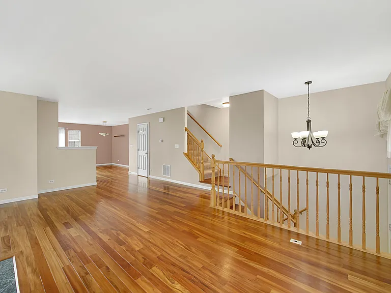 62 E Clare Ct #62 — Photo 4