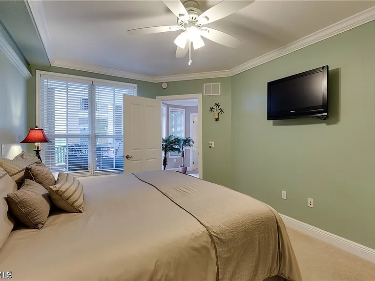 2825 Palm Beach Blvd #308 — Photo 22