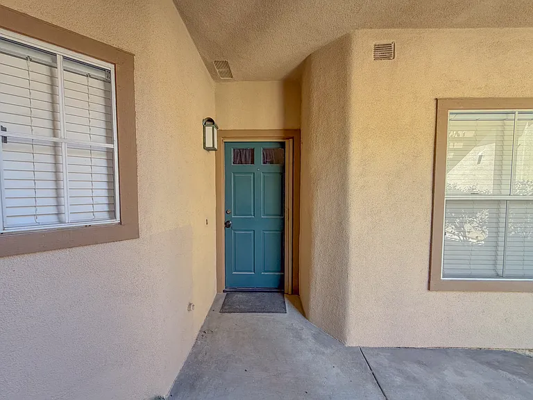 12 Abrigo — Photo 3