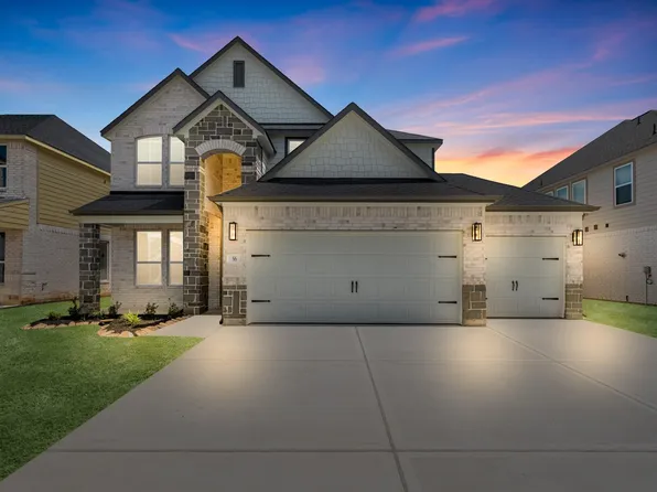 56 Shining Point Dr, Waller, TX 77484