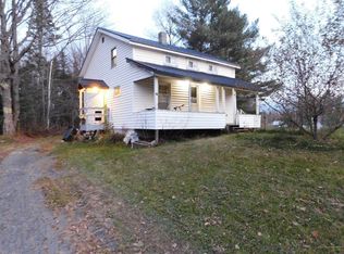 32 Chadbourne Rd, Harmony, ME 04942