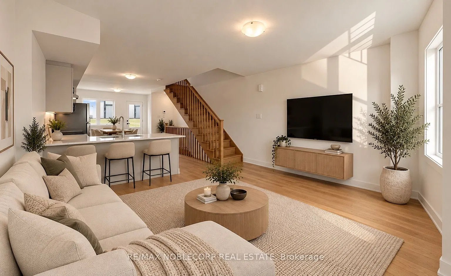 3 bed, $2,550 — Photo 3