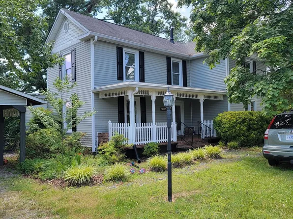 3536 Old Franklin Tpke, Glade Hill, VA 24092