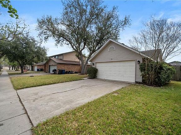 3rd image of 3726 Piedra Creek Dr