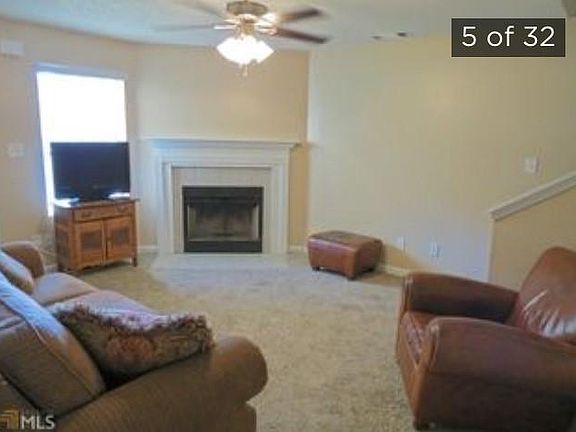 3rd image of 1315 Carney Ct