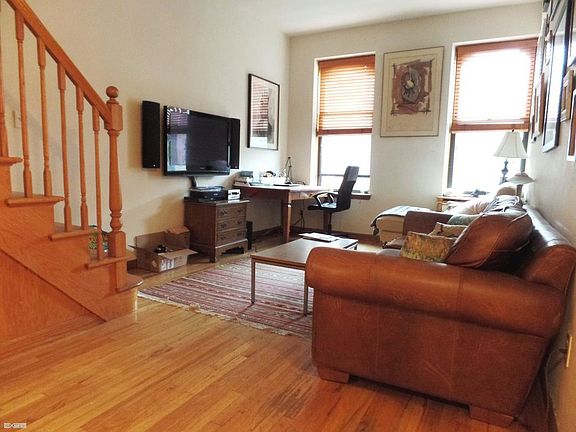 2nd image of 105 W 75th St APT 5A