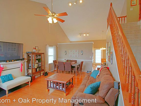 4th image of 106 Wood Valley Ct