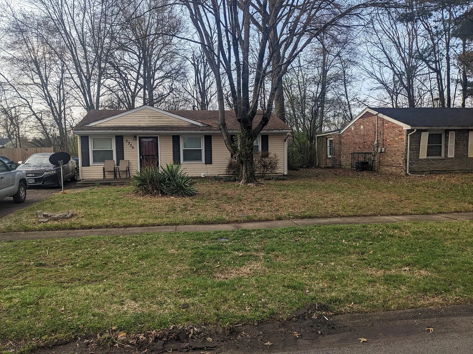 3 bed, 900 sqft, $1,450 — Photo 1