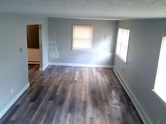 4th image of 4641 Brooklyn Ave SE
