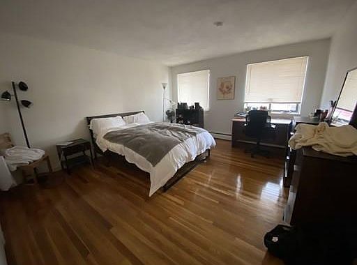2nd image of 1023 Commonwealth Ave #2