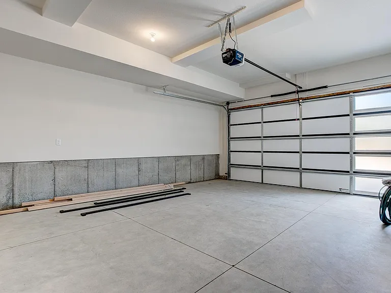 830 Cherokee Dr — Photo 25