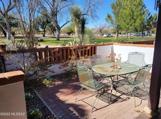 135 S Paseo Tierra APT B, Green Valley, AZ 85614